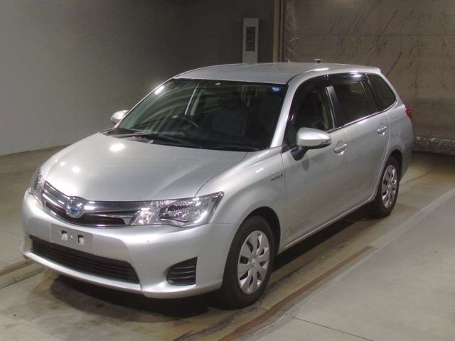 2481 Toyota Corolla fielder NKE165G 2014 г. (TAA Kinki)